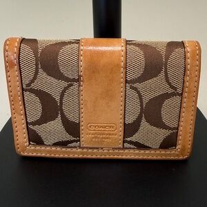 Coach Signature Vachetta Card Holder